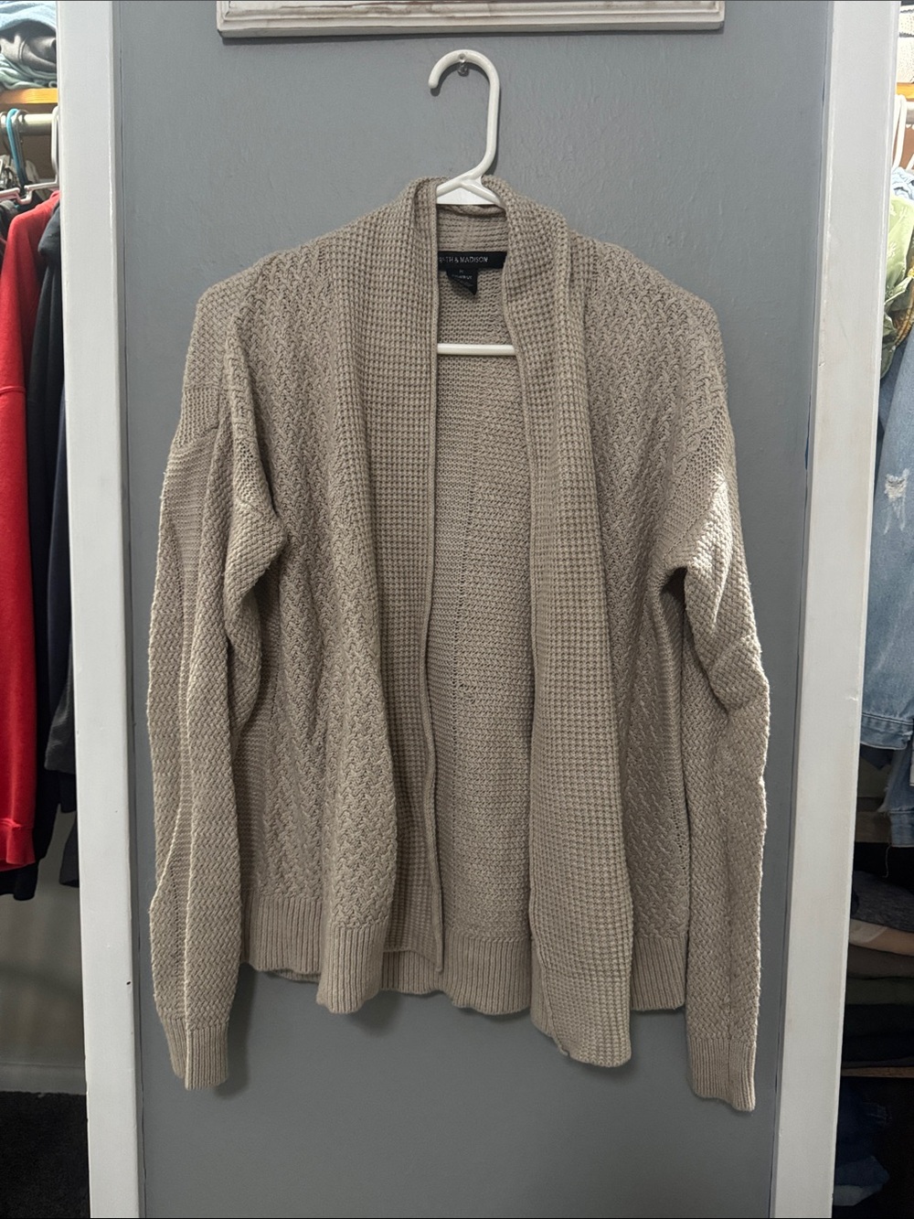 89th & Madison Taupe Open Cable Knit Cardigan